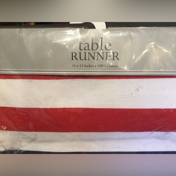 DII Stars and Stripes Jaquard Table Runner 14x54". NEW - Picture 2 of 4